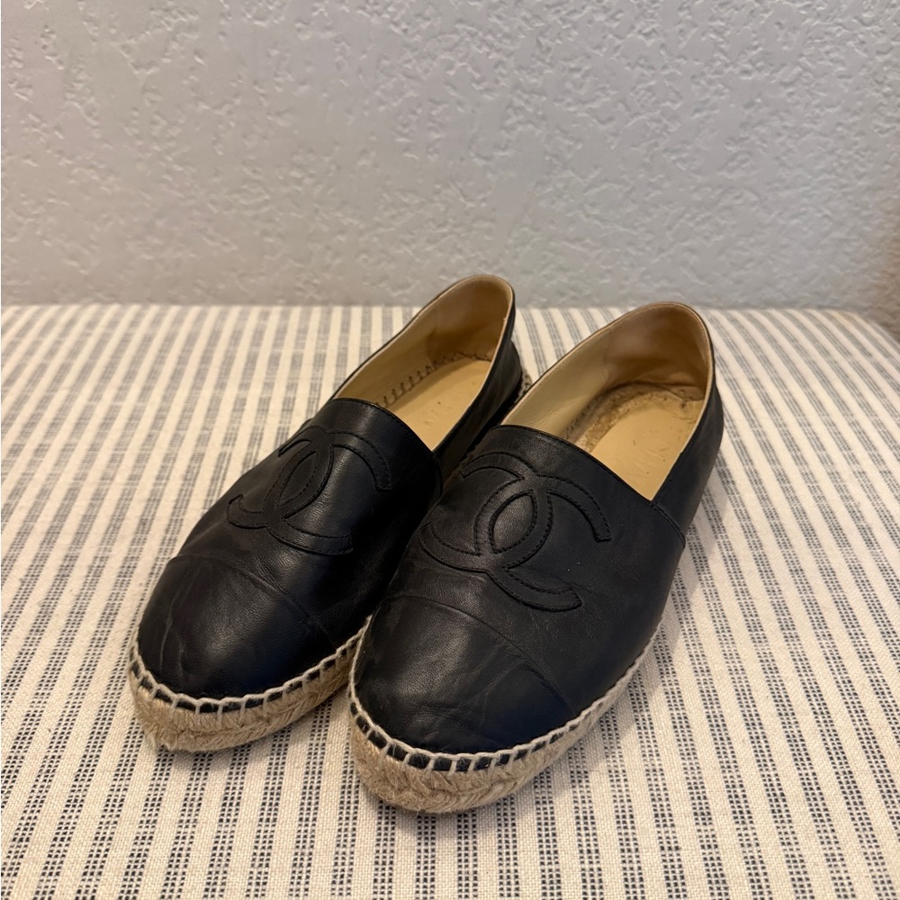 CHANEL Black Espadrilles (37 EU)